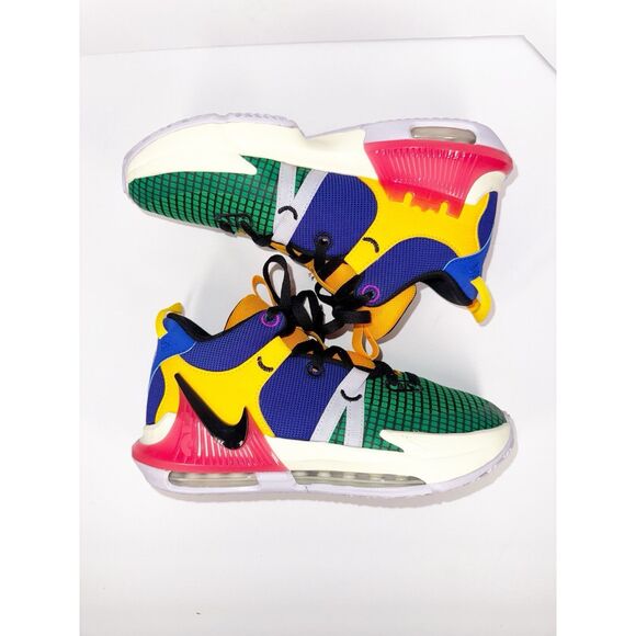 Nike LeBron Witness 7 Basketball Shoes Multicolor 5 Youth Big Kids Boys Unisex - Picture 15 of 15